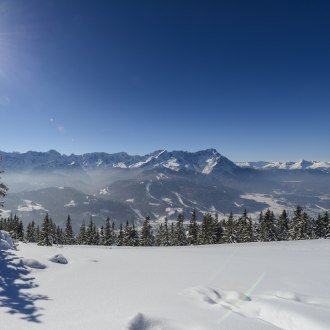 Ski alpine and snowboard in the Zugspitz Valley Grainau and surroundings, © Zugspitz-Region - Foto Ehn
