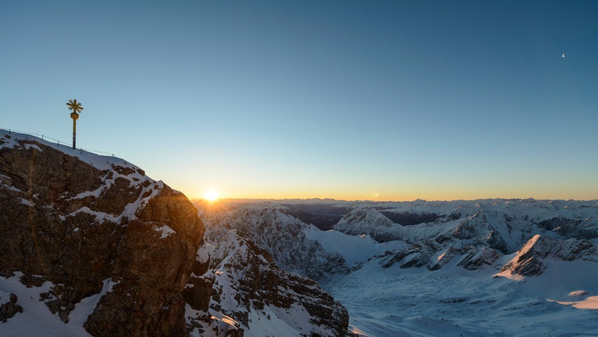 Zugspitze at sunrise, © Tourist Information Grainau –W.Ehn
