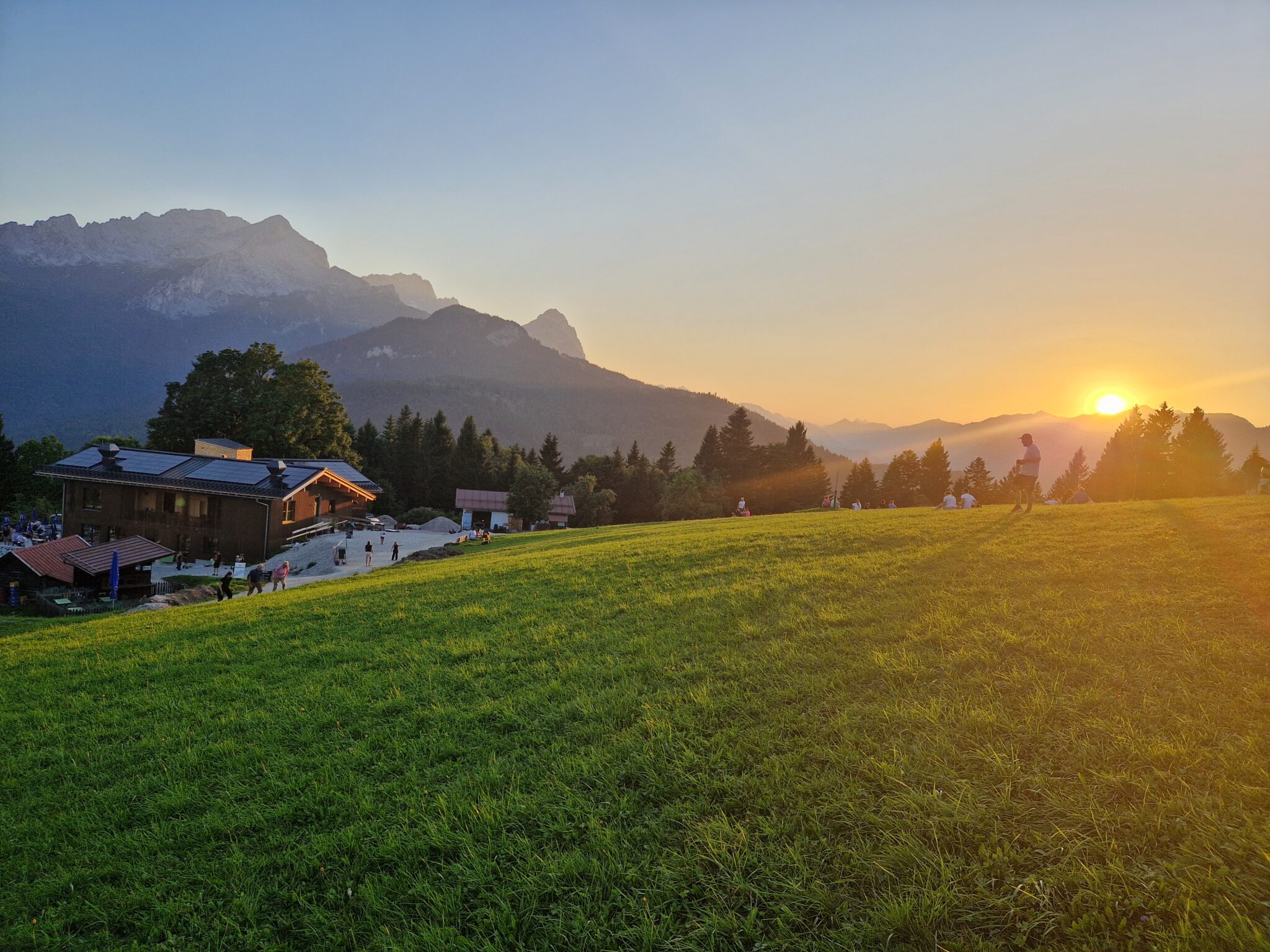 Gasthof Eckbauer bei Sonnenuntergang
