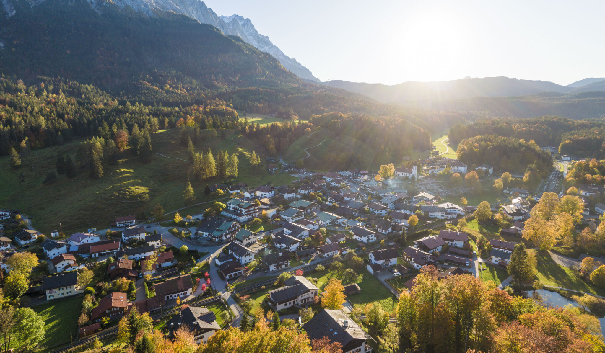 Grainau im Herbst von oben