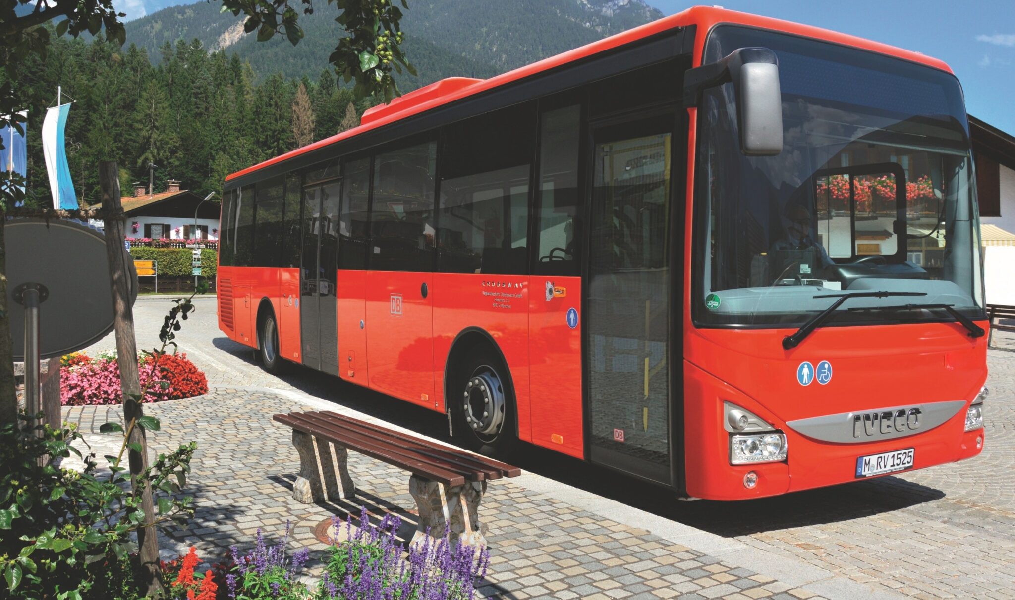 Grainauer Bus am Unterern Dorfplatz